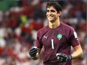 السوبر بونو يخطف لقب أفضل حارس إفريقي ويواصل كتابة التاريخ السوبر بونو يخطف لقب أفضل حارس إفريقي ويواصل كتابة التاريخ