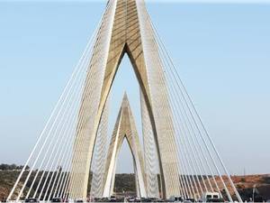 المغرب: رؤية اقتصادية واضحة تواجه تحديات التنفيذ المغرب: رؤية اقتصادية واضحة تواجه تحديات التنفيذ