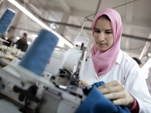 البنك الدولي : انخفاض مشاركة المرأة يحد من نمو الاقتصاد المغربي