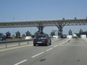 الافتتاح الرسمي لطريق تيط مليل – برشيد السريع لتعزيز الحركة المرورية بالمغرب