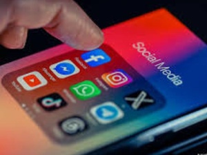 قانون أوروبي مرتقب يغير قواعد اللعبة الرقمية: لا سوشيال ميديا قبل 16 سنة قانون أوروبي مرتقب يغير قواعد اللعبة الرقمية: لا سوشيال ميديا قبل 16 سنة