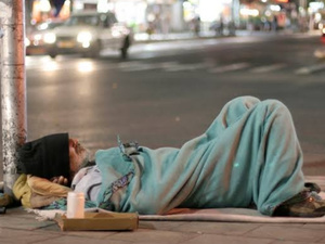 13 ألف مشرد و1780 يعانون اضطرابات عقلية، ووزارة التضامن تكشف محدودية قدرات الإيواء والعلاج