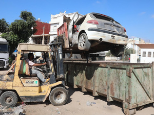 وزارة الداخلية تُطلق إجراءات صارمة لمواجهة السيارات المهملة بالمدن