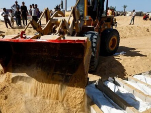 تواصل خروقات الاحتلال لوقف إطلاق النار في غزة وسقوط شهداء… وملف الرهائن يزداد تعقيداً تواصل خروقات الاحتلال لوقف إطلاق النار في غزة وسقوط شهداء… وملف الرهائن يزداد تعقيداً