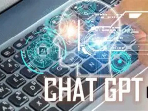 الإعلانات تصل إلى النسخة المجانية من ChatGPT: تجربة المستخدم في مهب الريح