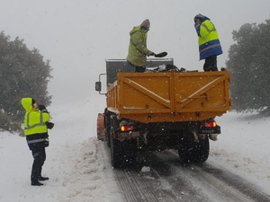 خنيفرة تطلق حملة ميدانية واسعة لحماية الأشخاص بدون مأوى من موجة البرد القارس