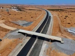 الطريق بين الناظور وجرسيف.. ورش بنيوي يفتح آفاق تنمية جديدة بالشرق الطريق بين الناظور وجرسيف.. ورش بنيوي يفتح آفاق تنمية جديدة بالشرق