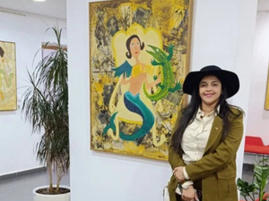 هدى بنجلون تأخذ زوار معرضها بتطوان إلى "عوالم برمائية" غامضة ومخيّلة هدى بنجلون تأخذ زوار معرضها بتطوان إلى "عوالم برمائية" غامضة ومخيّلة