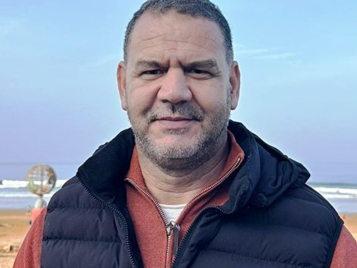 لغتي يا صانعة العظماء لغتي يا صانعة العظماء