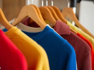 وداعًا للفوضى.. هكذا تعيدين ترتيب خزانة ملابسك لاستقبال الشتاء!