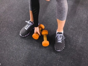 تمرّن على الريق ولا غير خرافة؟ 7 نصائح رياضية مضلّلة كيضيعو الوقت والجهد