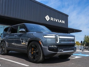 "ريفيان" تدخل سباق الذكاء الاصطناعي.. مساعد ذكي يقود سياراتها نحو جيل جديد "ريفيان" تدخل سباق الذكاء الاصطناعي.. مساعد ذكي يقود سياراتها نحو جيل جديد