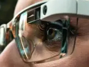 جوجل تعلن عن إطلاق نظارات ذكية بالذكاء الاصطناعي عام 2026 جوجل تعلن عن إطلاق نظارات ذكية بالذكاء الاصطناعي عام 2026