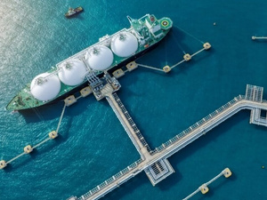 ميناء الناظور يتحول إلى قطب طاقي وتجاري ضخم يدعم النمو الصناعي في الشرق المغربي ميناء الناظور يتحول إلى قطب طاقي وتجاري ضخم يدعم النمو الصناعي في الشرق المغربي