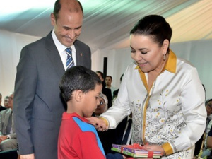 الأميرة للا أسماء تترأس افتتاح المؤتمر الإفريقي الأول لزراعة قوقعة الأذن للأطفال بالرباط الأميرة للا أسماء تترأس افتتاح المؤتمر الإفريقي الأول لزراعة قوقعة الأذن للأطفال بالرباط