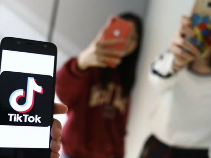 تيك توك.. الشبكة الاجتماعية التي تسيطر على الشباب المغربي