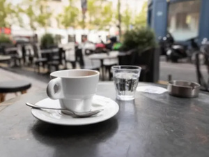 إلى الثانية صباحًا..الرباط تمدد توقيت إغلاق المقاهي والمطاعم استعدادًا لكأس إفريقيا 2025 إلى الثانية صباحًا..الرباط تمدد توقيت إغلاق المقاهي والمطاعم استعدادًا لكأس إفريقيا 2025