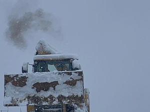 وزارة الداخلية تعبّئ إمكانات واسعة للتخفيف من آثار موجة البرد بعدد من أقاليم المملكة وزارة الداخلية تعبّئ إمكانات واسعة للتخفيف من آثار موجة البرد بعدد من أقاليم المملكة