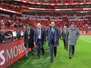 الشرطة القضائية تتحرك ضد المتلاعبين بتذاكر مباريات الكان