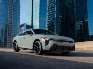 كيا K4 2026: أداء متطور ومواصفات عالية بسعر تنافسي كيا K4 2026: أداء متطور ومواصفات عالية بسعر تنافسي