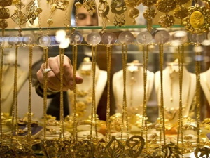 أسعار الذهب والفضة تسجل مستويات تاريخية مع تصاعد التوترات الاقتصادية والسياسية أسعار الذهب والفضة تسجل مستويات تاريخية مع تصاعد التوترات الاقتصادية والسياسية