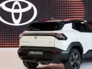 تويوتا أوربان كروزر 2026: مزيج مثالي من الجودة والمواصفات والتوفير تويوتا أوربان كروزر 2026: مزيج مثالي من الجودة والمواصفات والتوفير