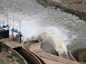 المغرب يواجه العاصفة "فرانسيس": خسائر وأثر إيجابي على المخزون المائي والقطاع الفلاحي