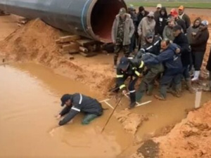 حادث مأساوي.. تلميذان يلقون مصرعهما غرقاً أثناء توجههما للمدرسة بالمصابيح آسفي حادث مأساوي.. تلميذان يلقون مصرعهما غرقاً أثناء توجههما للمدرسة بالمصابيح آسفي