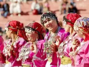 الثقافة والتراث الأمازيغي في دائرة الضوء بتطوان الثقافة والتراث الأمازيغي في دائرة الضوء بتطوان