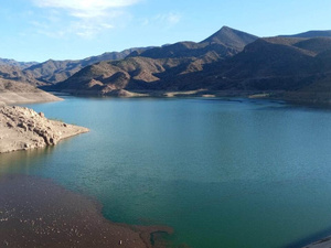 المخزون المائي بسدود كلميم-وادنون يقفز بعد الأمطار الأخيرة إلى 31 مليون متر مكعب المخزون المائي بسدود كلميم-وادنون يقفز بعد الأمطار الأخيرة إلى 31 مليون متر مكعب