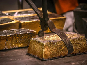 الذهب والفضة يرتفعان إلى مستويات قياسية بعد تحقيق وزارة العدل الأمريكية بحق الاحتياطي الفدرالي الذهب والفضة يرتفعان إلى مستويات قياسية بعد تحقيق وزارة العدل الأمريكية بحق الاحتياطي الفدرالي