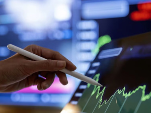 سوق الأسهم المغربي يتجه نحو نمو مستدام في 2026 وسط مؤشرات إيجابية سوق الأسهم المغربي يتجه نحو نمو مستدام في 2026 وسط مؤشرات إيجابية