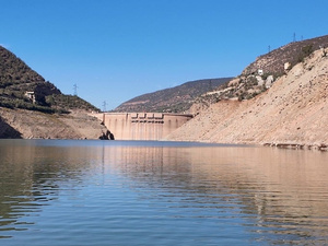 160 مليون متر مكعب تُنعش سد بين الويدان وترفع نسبة ملئه إلى 26% 160 مليون متر مكعب تُنعش سد بين الويدان وترفع نسبة ملئه إلى 26%