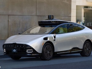 TENSOR.. أول سيارة روبوتية ذاتية القيادة من المستوى الرابع TENSOR.. أول سيارة روبوتية ذاتية القيادة من المستوى الرابع