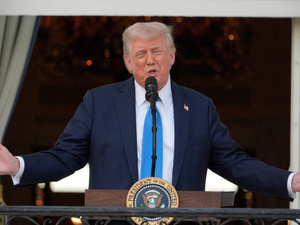 عام واحد في البيت الأبيض : حصيلة إنجازات ترامب بالأرقام عام واحد في البيت الأبيض : حصيلة إنجازات ترامب بالأرقام