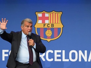 برشلونة يتجه إلى انتخابات رئاسية جديدة في 15 مارس