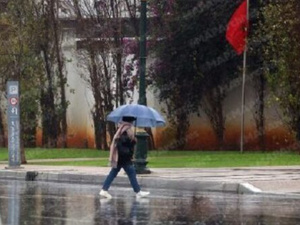 أمطار وثلوج ورياح قوية… تقلبات جوية مرتقبة بعدد من مناطق المملكة