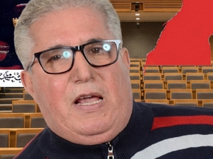 كلنا مع الفريق الوطني لكرة القدم ..؟؟ وكلنا مساهمين في تنظيم دوري الاتحاد الافريقي ببلادنا ؟؟ كلنا مع الفريق الوطني لكرة القدم ..؟؟ وكلنا مساهمين في تنظيم دوري الاتحاد الافريقي ببلادنا ؟؟