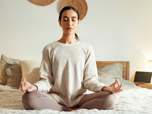 التأمل الذهني: أداة فعالة لمواجهة التوتر والقلق في الحياة العصرية