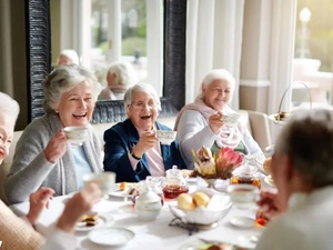 هل الشاي يسبب الجفاف؟ الحقيقة من خبراء التغذية هل الشاي يسبب الجفاف؟ الحقيقة من خبراء التغذية