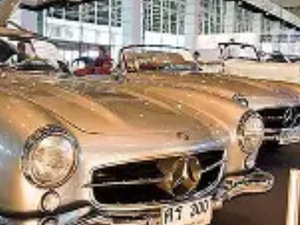 مسابقة فوتوغرافية تحتفي بذاكرة سيارات مرسيدس الكلاسيكية مسابقة فوتوغرافية تحتفي بذاكرة سيارات مرسيدس الكلاسيكية