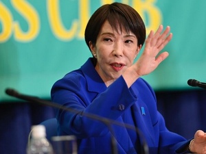 رئيسة وزراء اليابان: كوريا الشمالية قوة نووية ويجب تعزيز دفاعنا رئيسة وزراء اليابان: كوريا الشمالية قوة نووية ويجب تعزيز دفاعنا