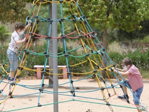 البرلمان يصادق على إحداث الوكالة الوطنية لحماية الطفولة: خطوة مؤسساتية في مسار إصلاح منظومة حماية الأطفال بالمغرب