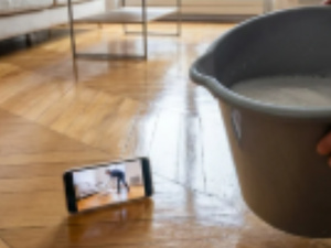 كارثة على الأرضيات: نصائح تنظيف تيك توك قد تدمر منزلك!