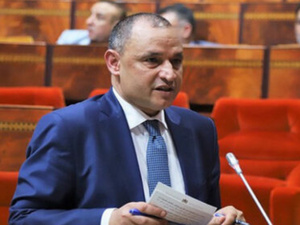 وزير الصناعة والتجارة يطمئن المواطنين بشأن وفرة المواد الأساسية قبل رمضان