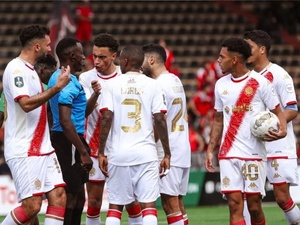 كأس الكونفدرالية .. الوداد إلى كينيا لمواجهة نيروبي بأمل حسم التأهل إلى ربع النهائي كأس الكونفدرالية .. الوداد إلى كينيا لمواجهة نيروبي بأمل حسم التأهل إلى ربع النهائي