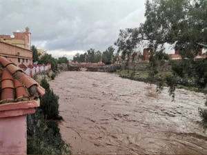 خنيفرة تتخذ تدابير استباقية بعد ارتفاع منسوب المياه