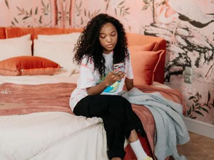 "أوف فبراير": تحدٍ جديد للانفصال عن شبكات التواصل الاجتماعي "أوف فبراير": تحدٍ جديد للانفصال عن شبكات التواصل الاجتماعي