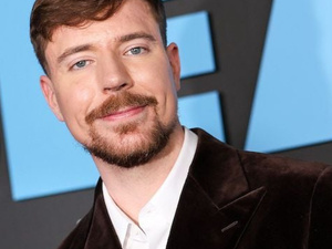 مستر بيست يستحوذ على بنك رقمي للشباب لتعزيز الثقافة المالية مستر بيست يستحوذ على بنك رقمي للشباب لتعزيز الثقافة المالية