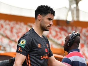 الحارس المغربي المحمدي يتبع حصص التأهيل تمهيداً للعودة للملاعب